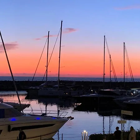 Harbour By Interhome 別荘 *